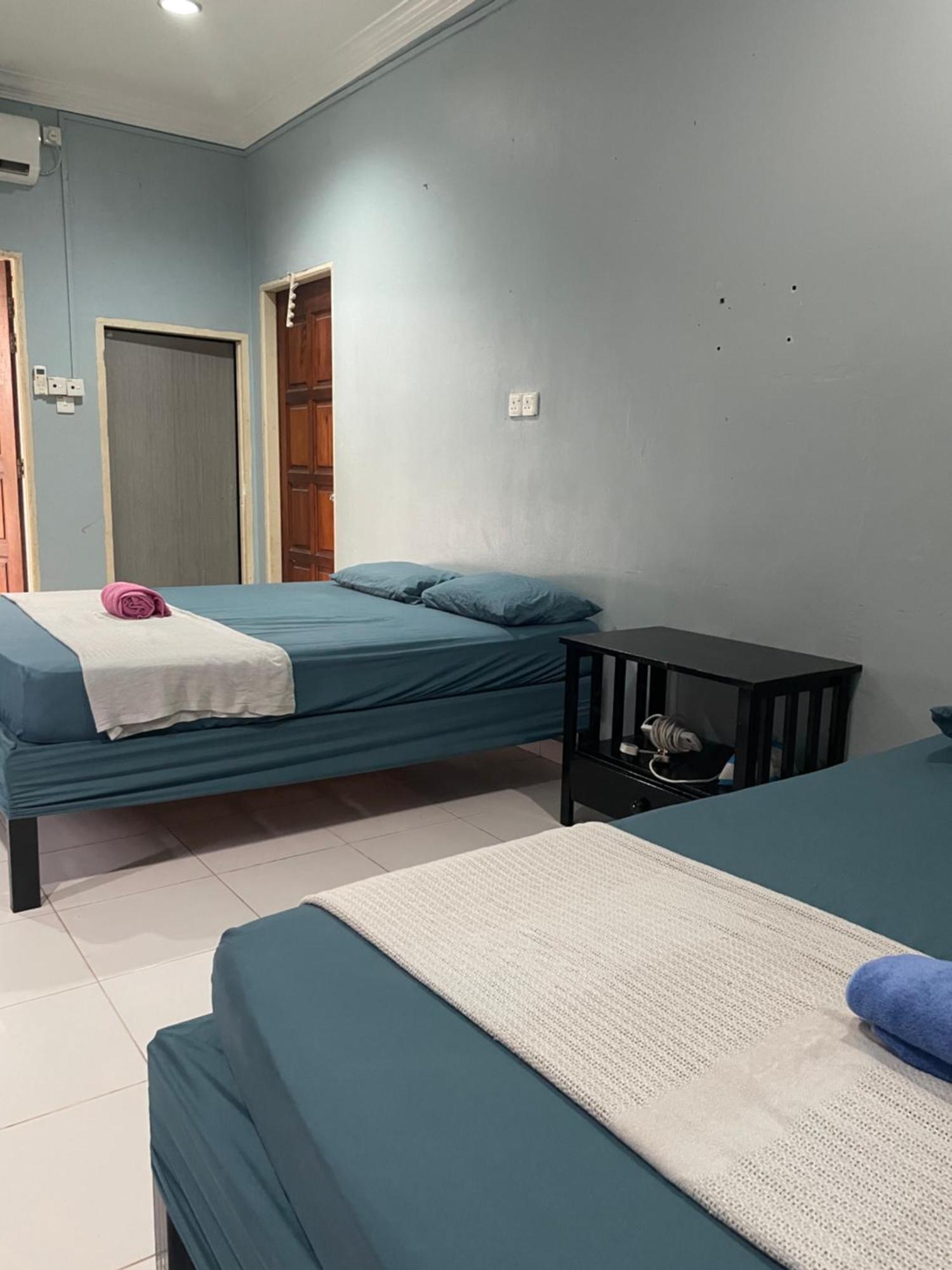 Hj Hassan Guest House- Studio Unit Kuala Terengganu Eksteriør billede